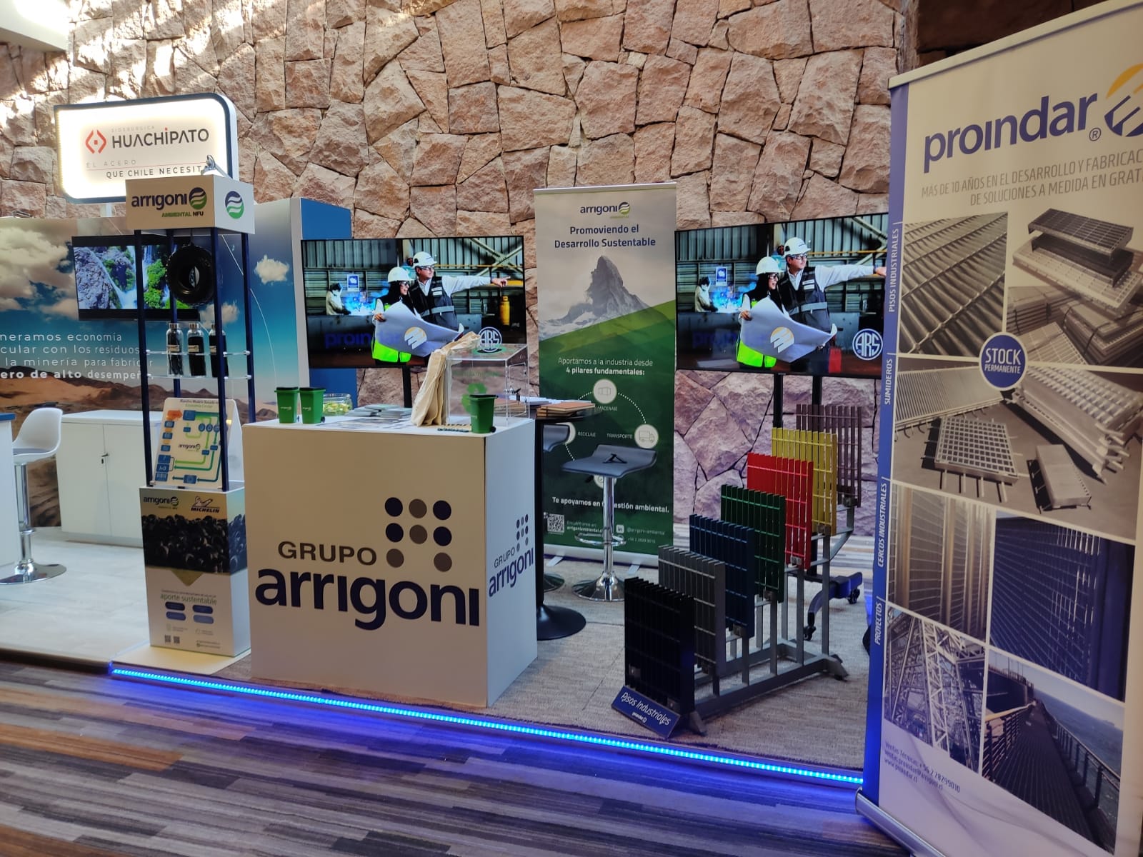 Arrigoni Ambiental NFU participó con stand de Grupo Arrigoni en la Cena Anual APRIMIN 2023
