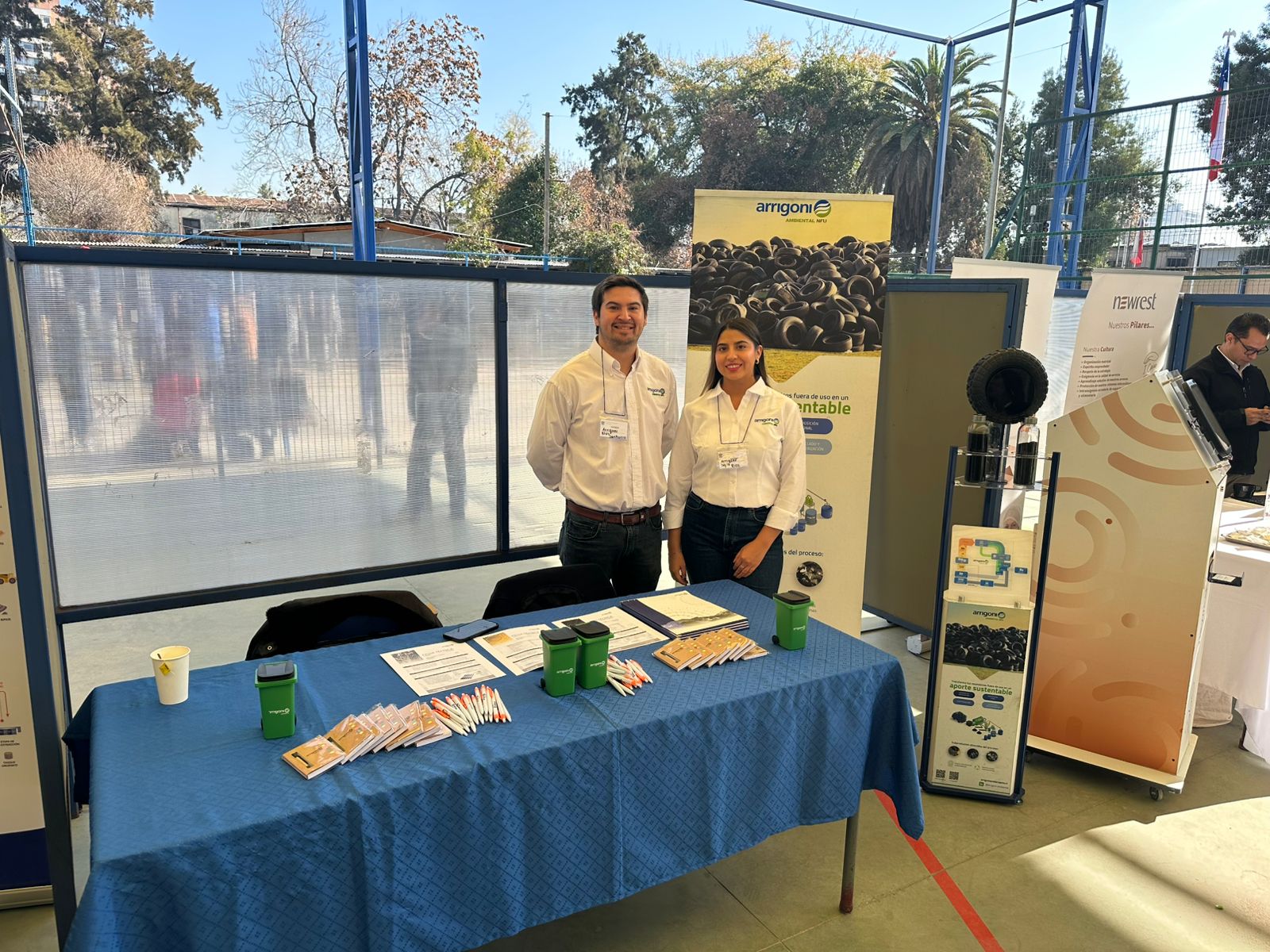 Arrigoni Ambiental NFU en la Feria Tecnológica del Liceo Bicentenario Técnico Profesional Ignacio Domeyko
